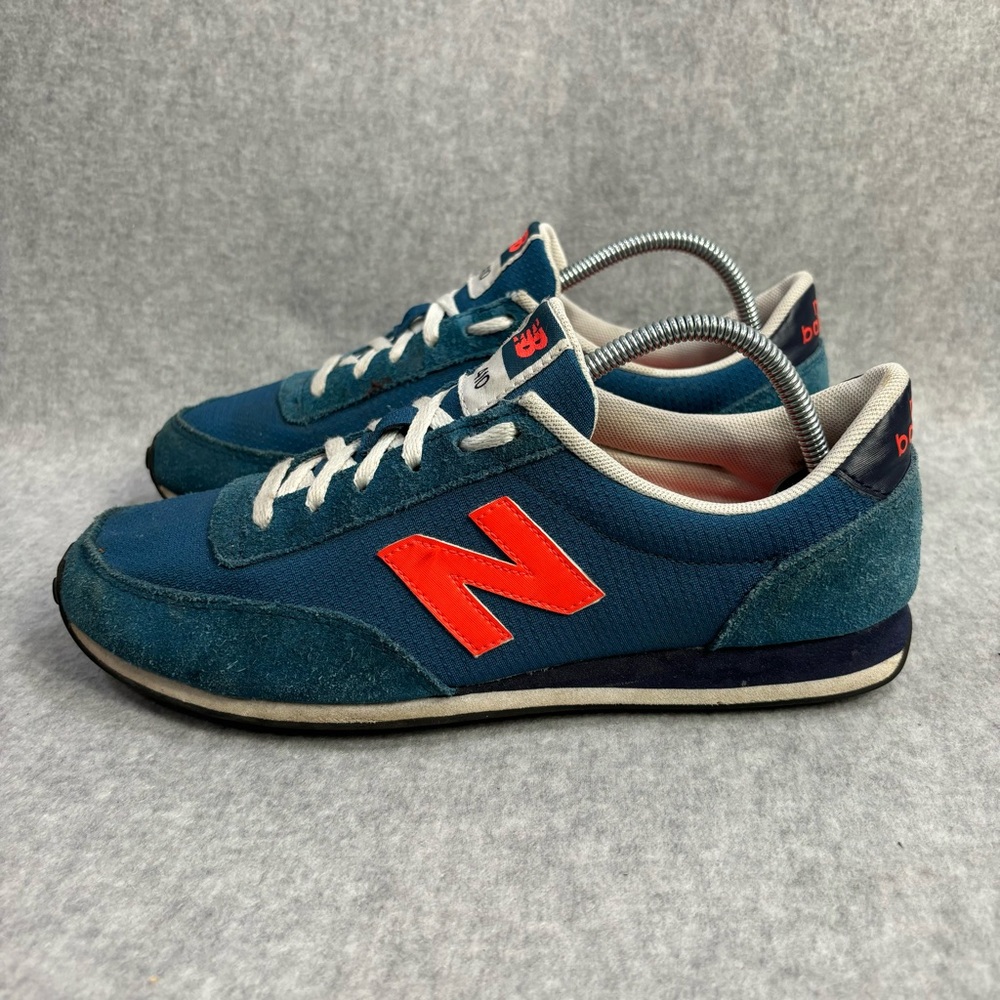 New Balance 410 Women's Shoes Size 8.5 Blue Suede Casual Comfort Sneakers